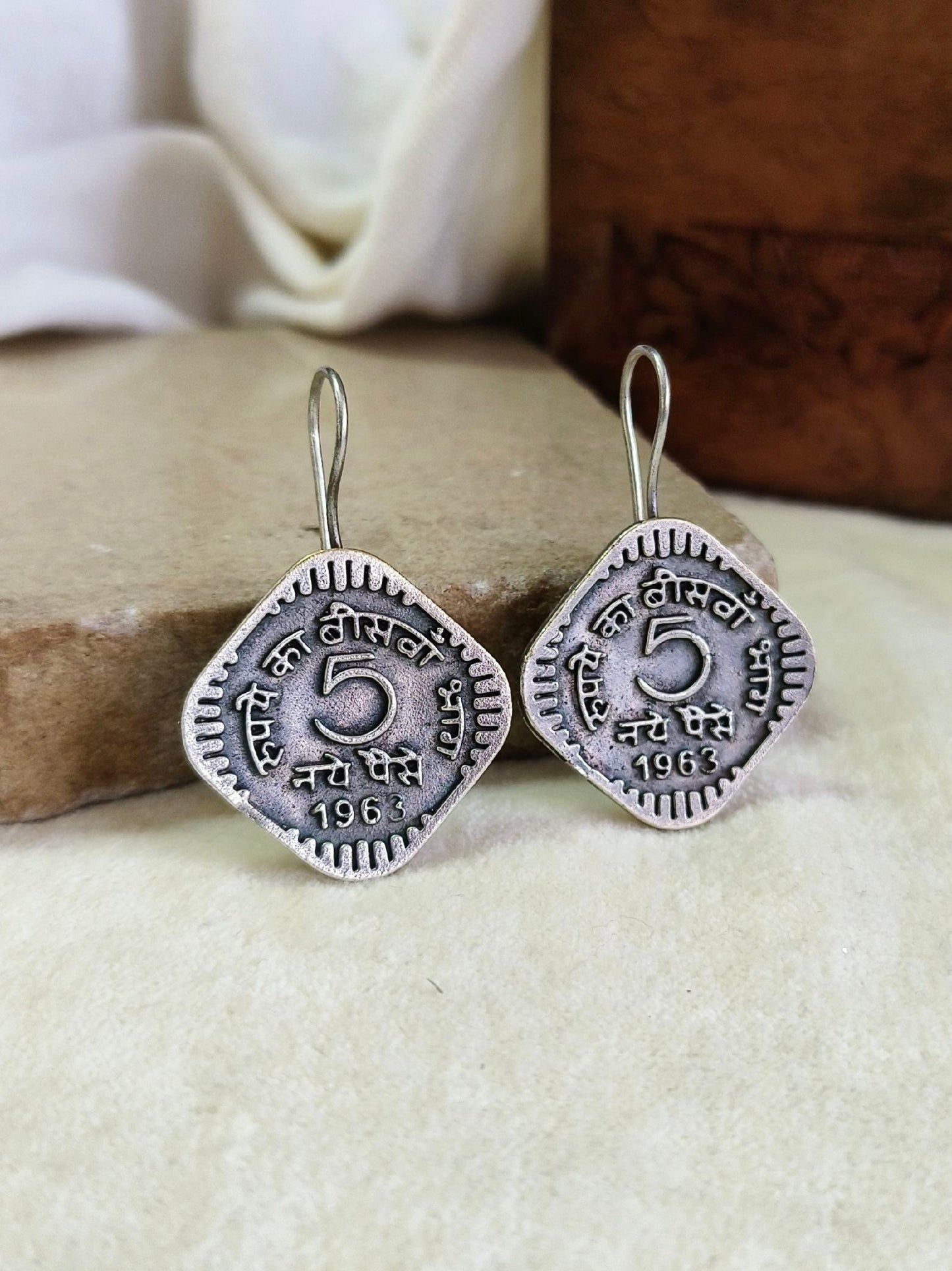 2102HK ( 5 Pesa Coin Hook Earrings )