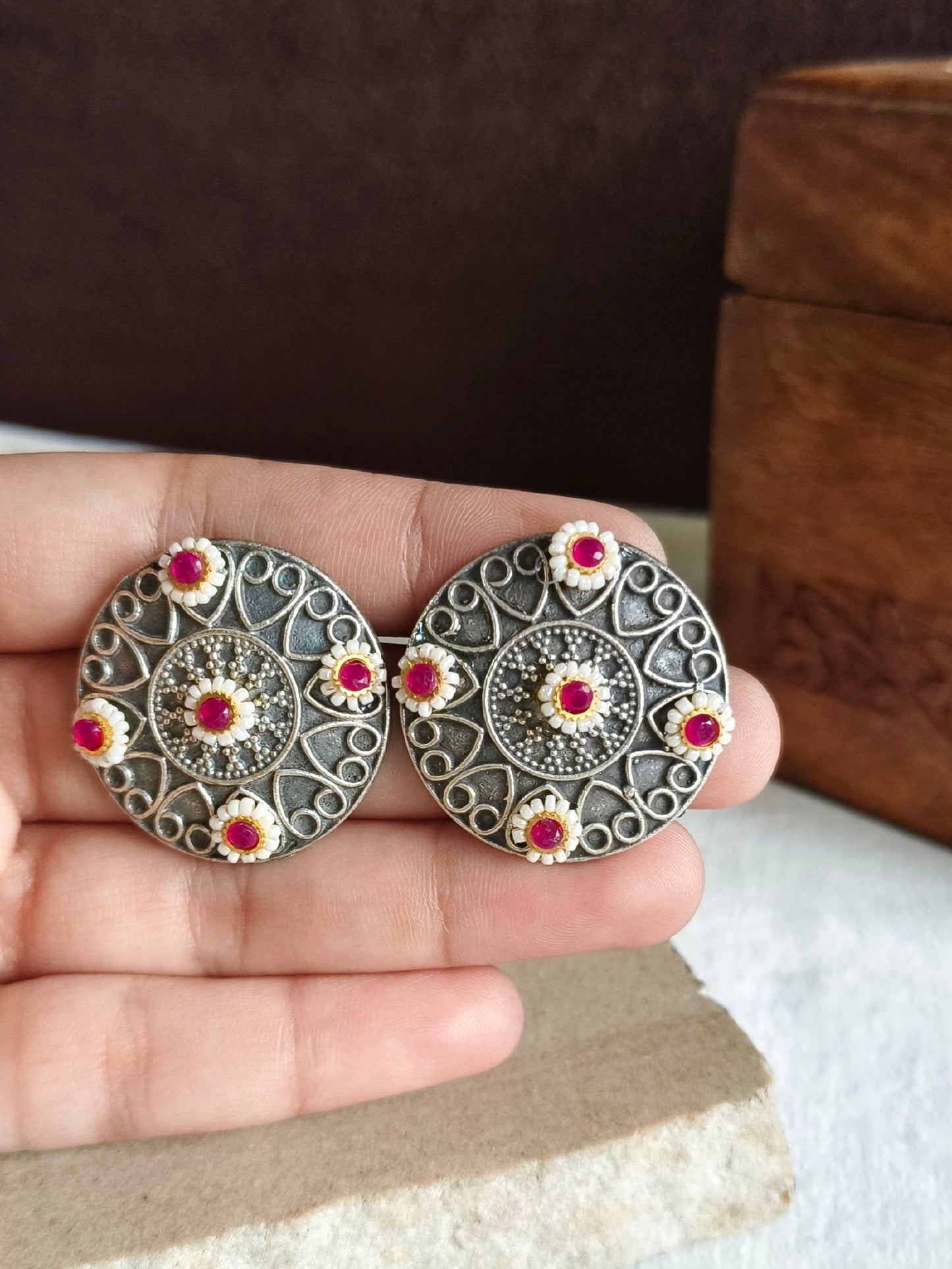 1283MXSTRED | Minor Irregularities | No Returns | Check Description for Details