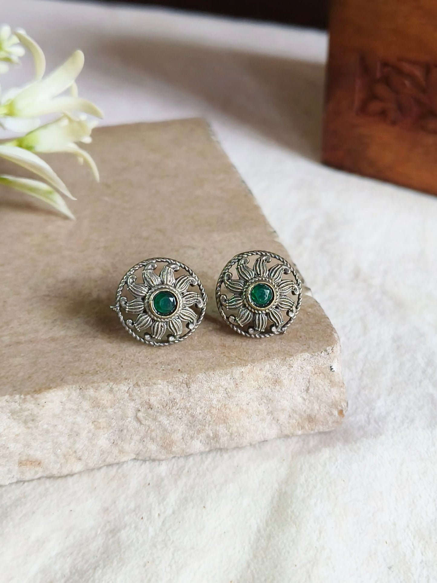 6070MXSTGRN | Minor Irregularities | No Returns | Check Description for Details