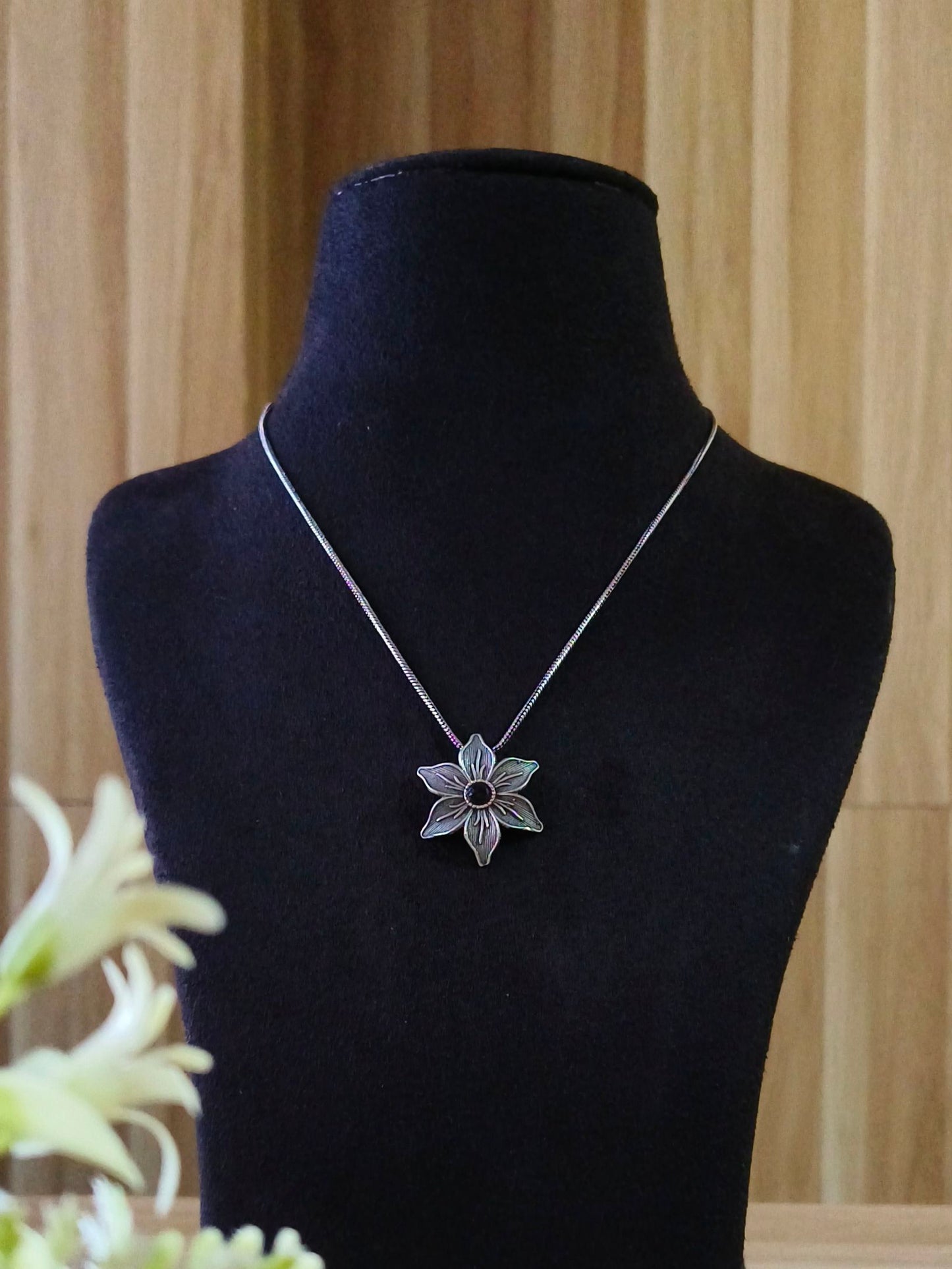 4024MXPDBLK | Minor Irregularities | No Returns | Check Description for Details