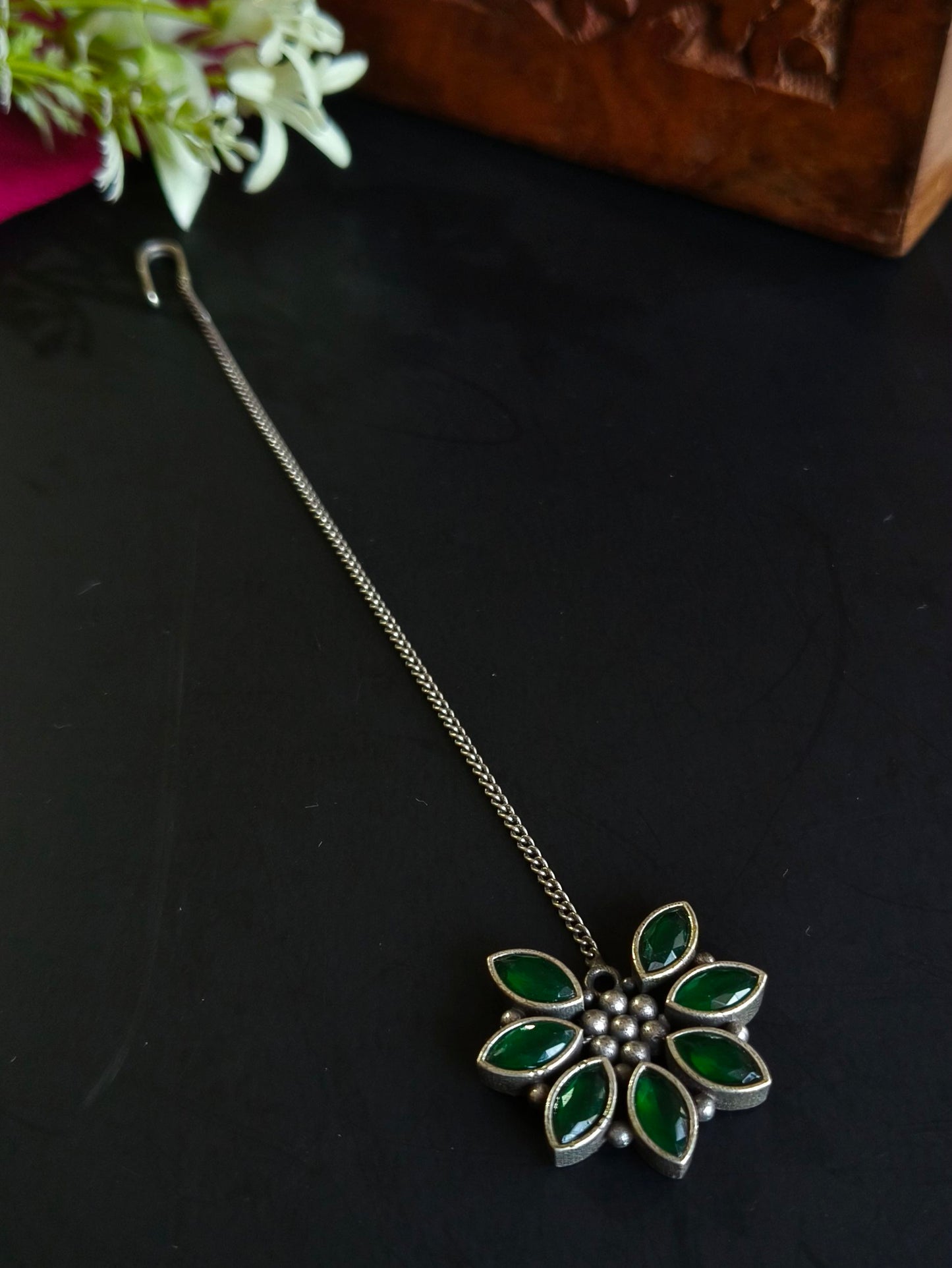 7062MXMTGRN Maang Tika | Minor Irregularities | No Returns | Check Description for Details