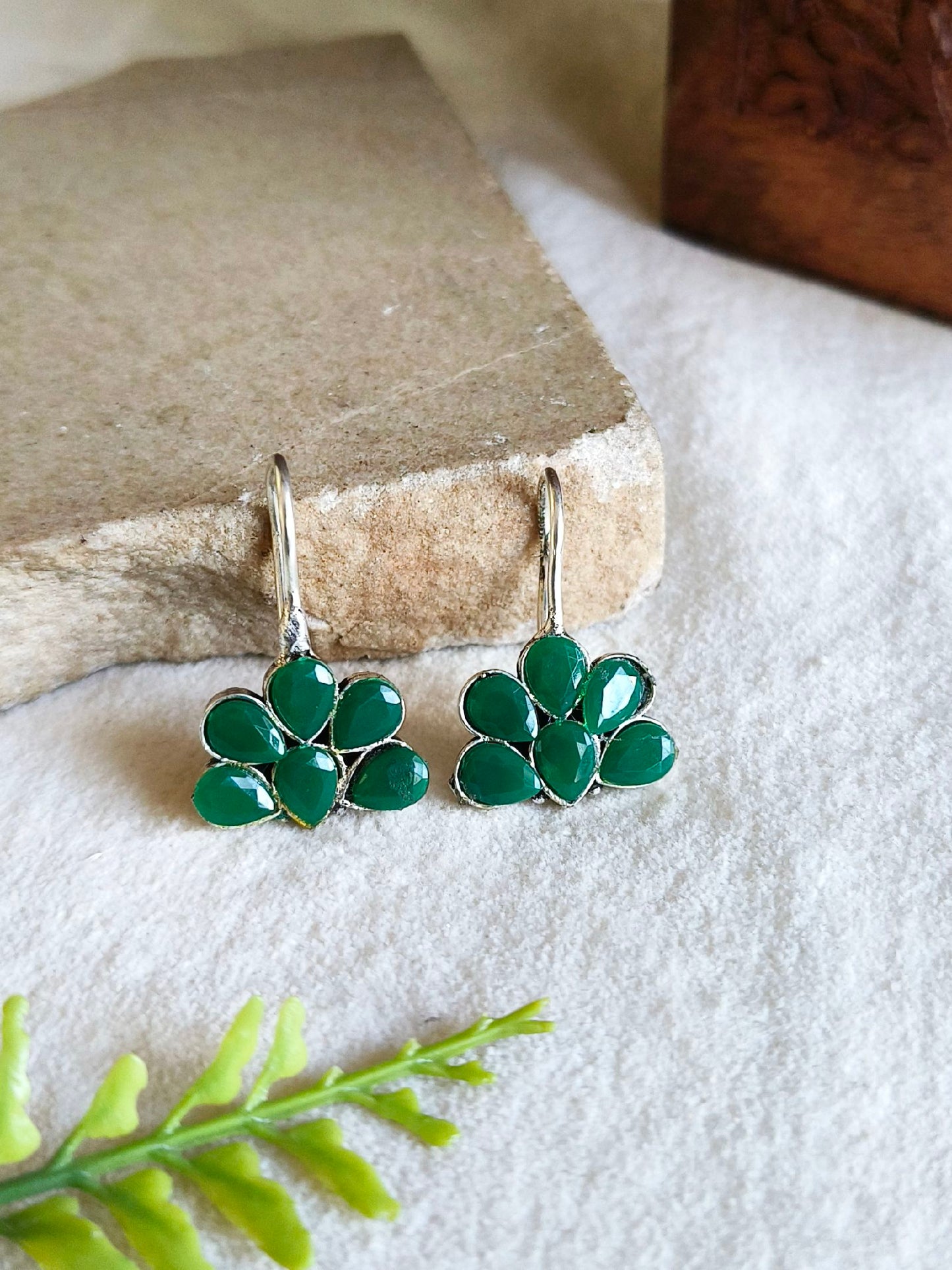 20111MXHKGRN | Minor Irregularities | No Returns | Check Description for Details