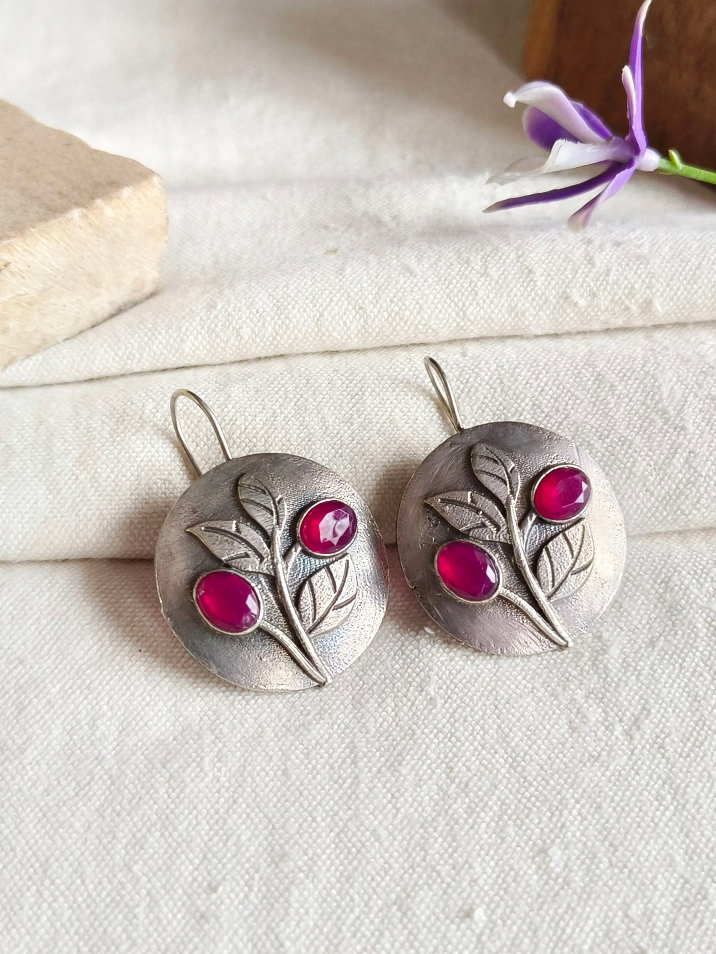 Hook Earings 21755MXHKRED (Stock Clearance)