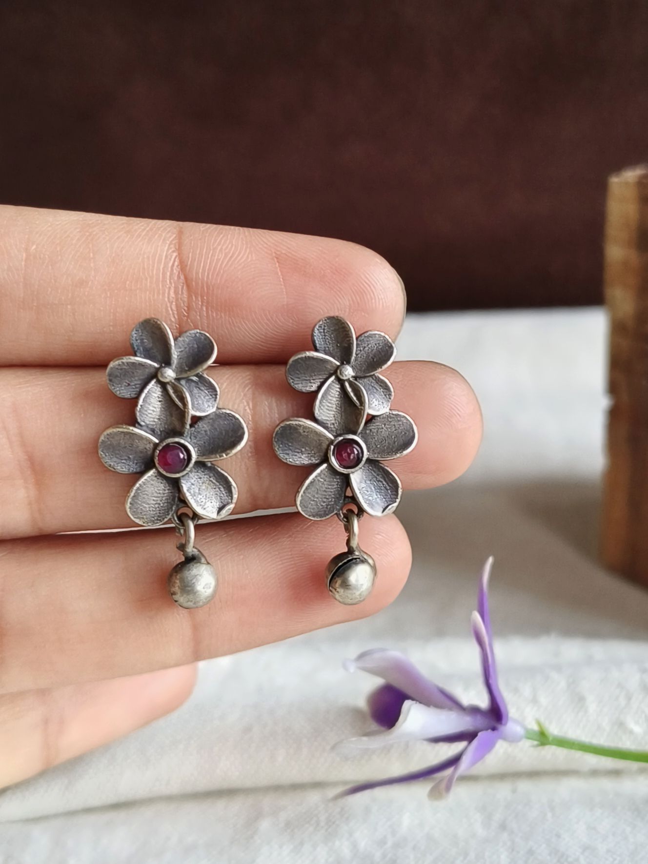 Stud Earings 21757MXSTRED (Stock Clearance)