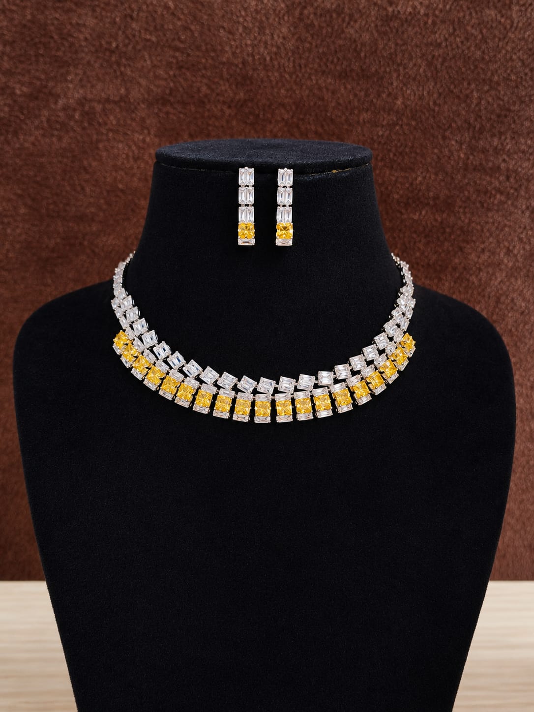 Traditional AD Necklace Set