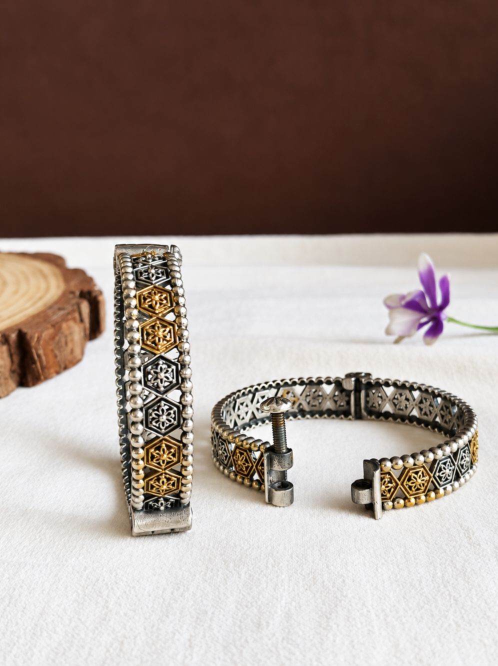 Dual Tone Set of 2 Pieces Opnable Bangle 10849DTBL