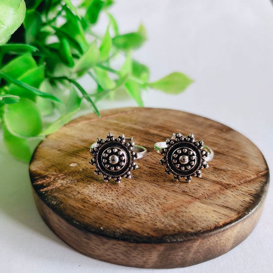 1011TR  toe rings Pair