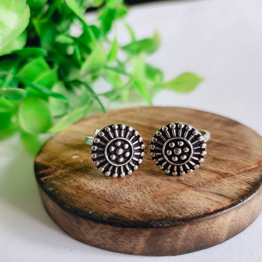 1012TR toe rings Pair