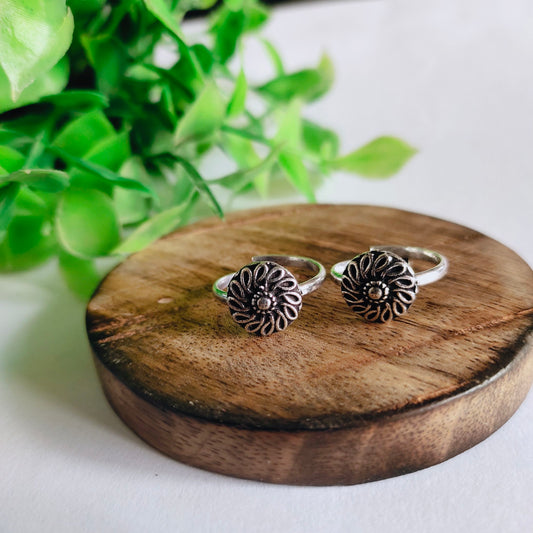 1013TR toe rings Pair