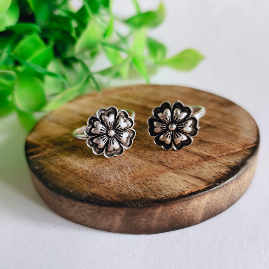 1015TR toe rings Pair