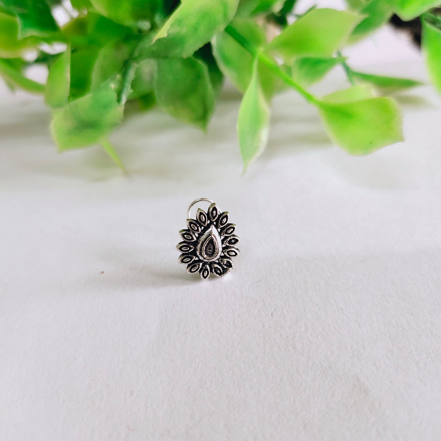 0937NP Piercing Nose Pin