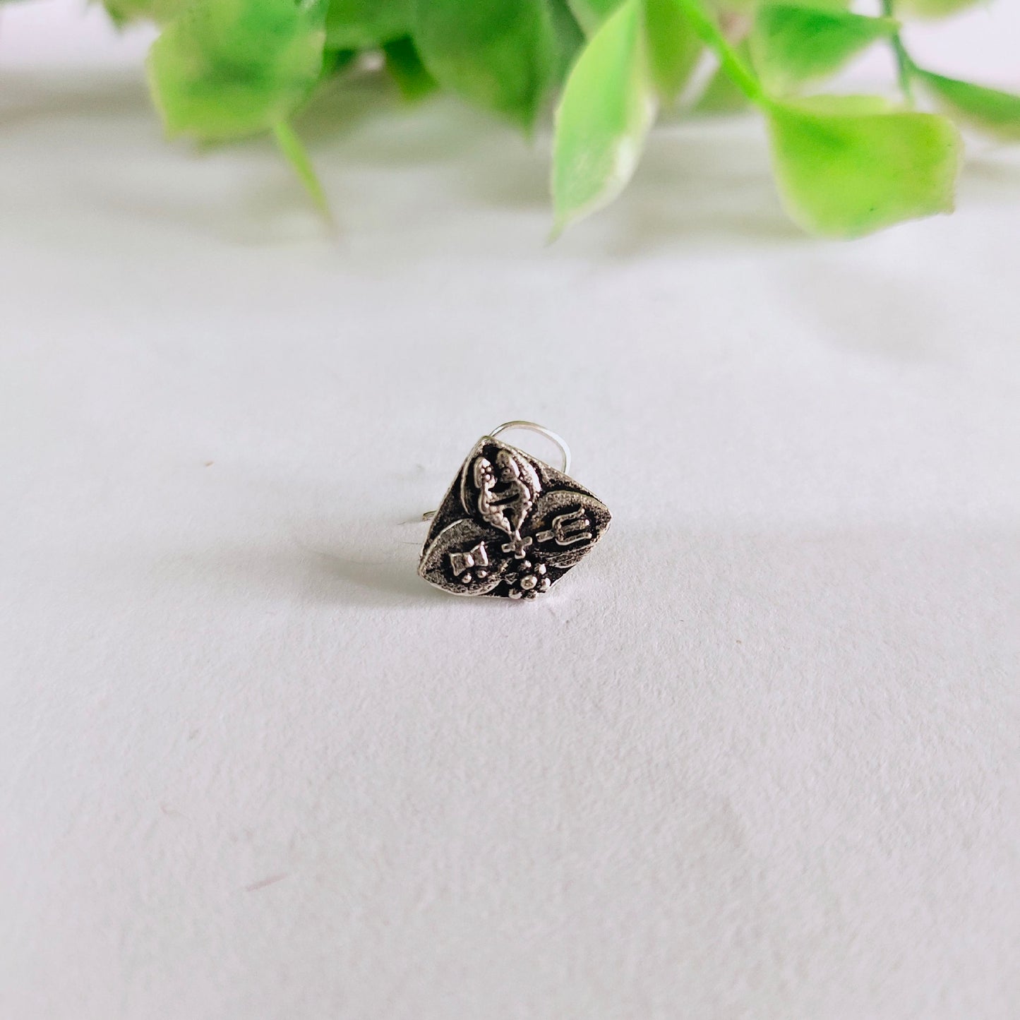0934NP  Piercing Nose Pin