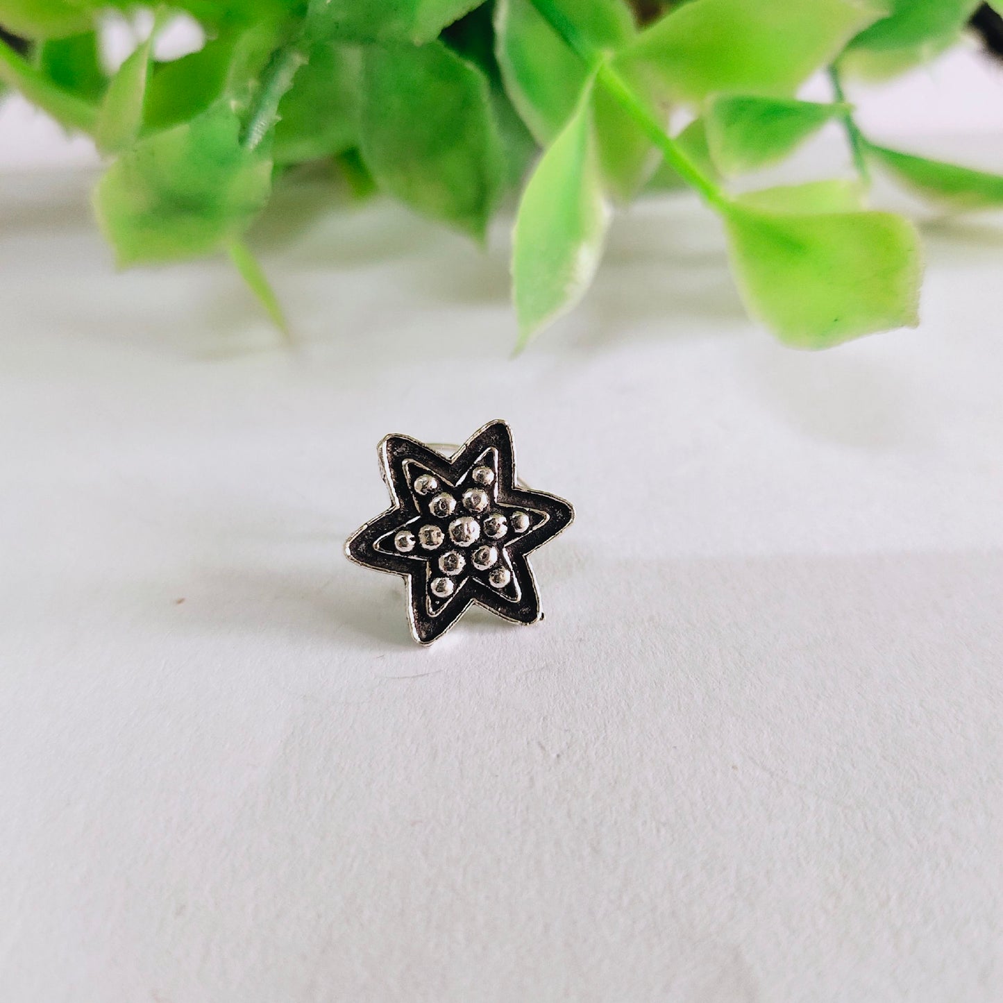 0928NP Piercing Nose Pin
