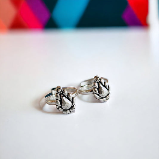 1020TR toe rings Pair