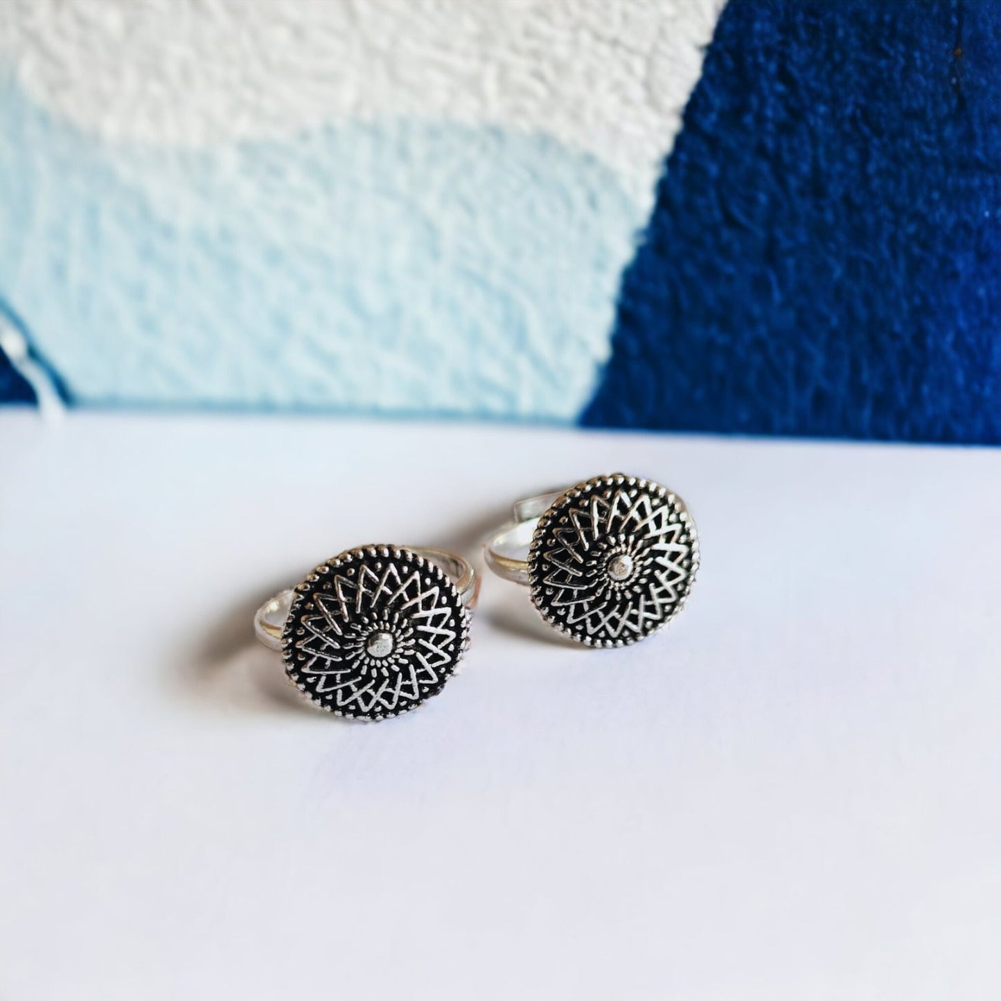 1023TR toe rings Pair