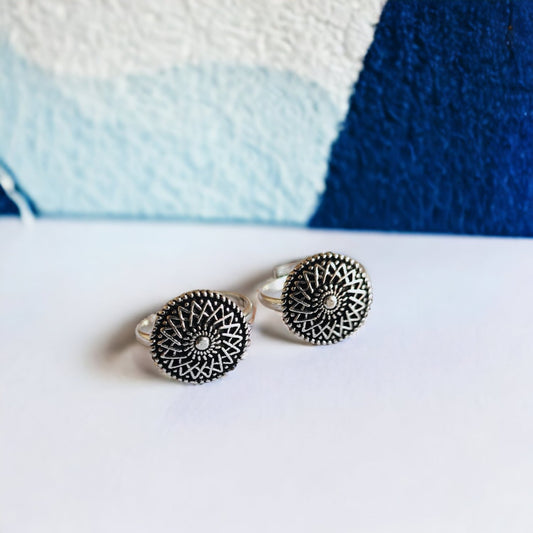 1023TR toe rings Pair