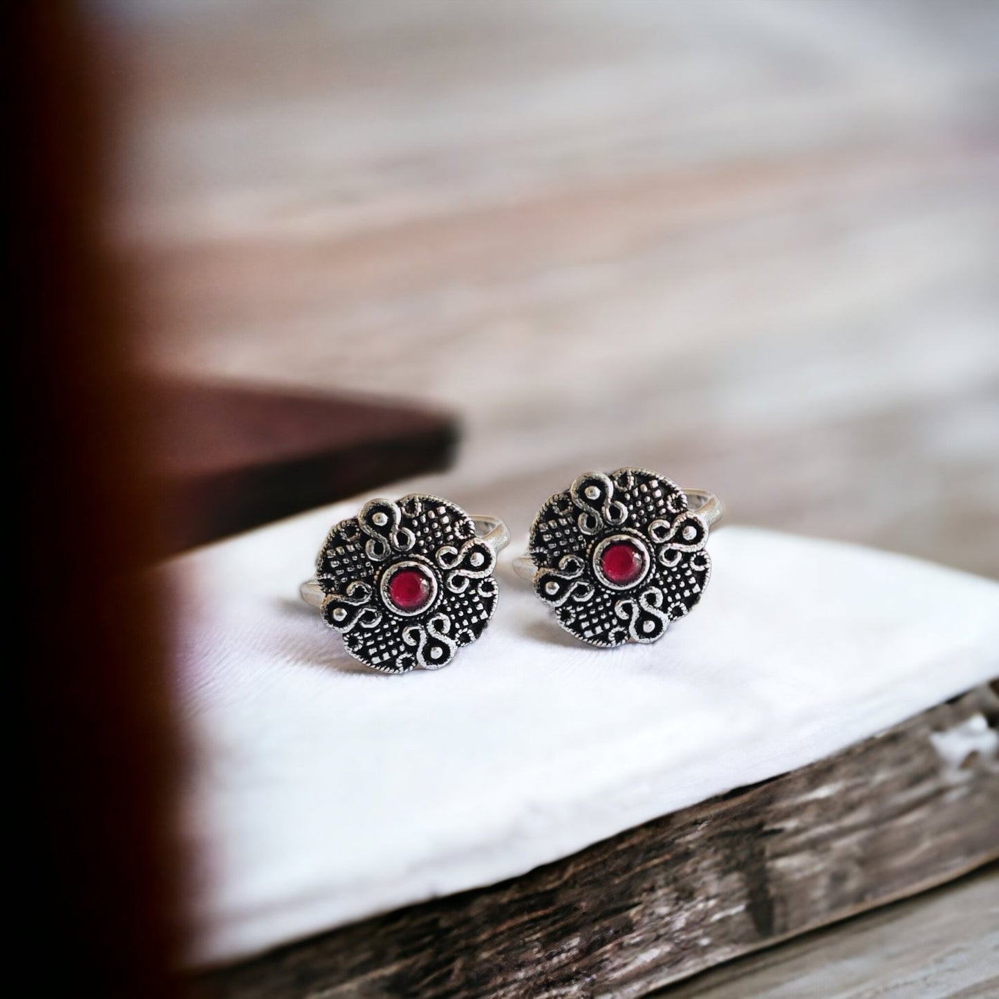 1001TRRED toe rings Pair