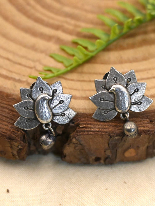 0004LCST Stud Earrings