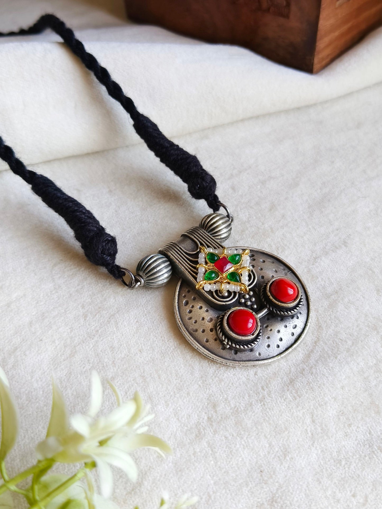 LC1401KNKRED | Minor Irregularities | No Returns | Check Description for Details