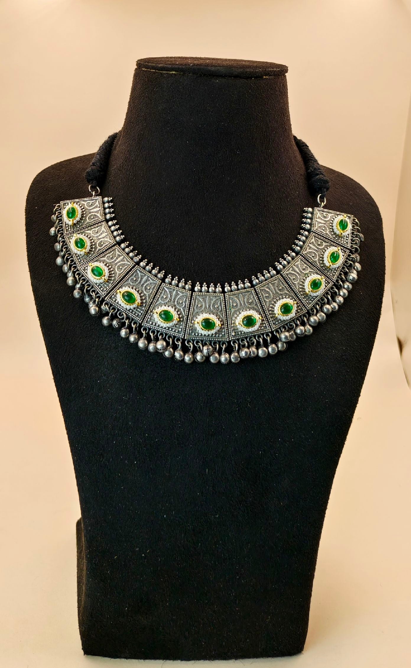 LC845DTNKGRN only Necklace