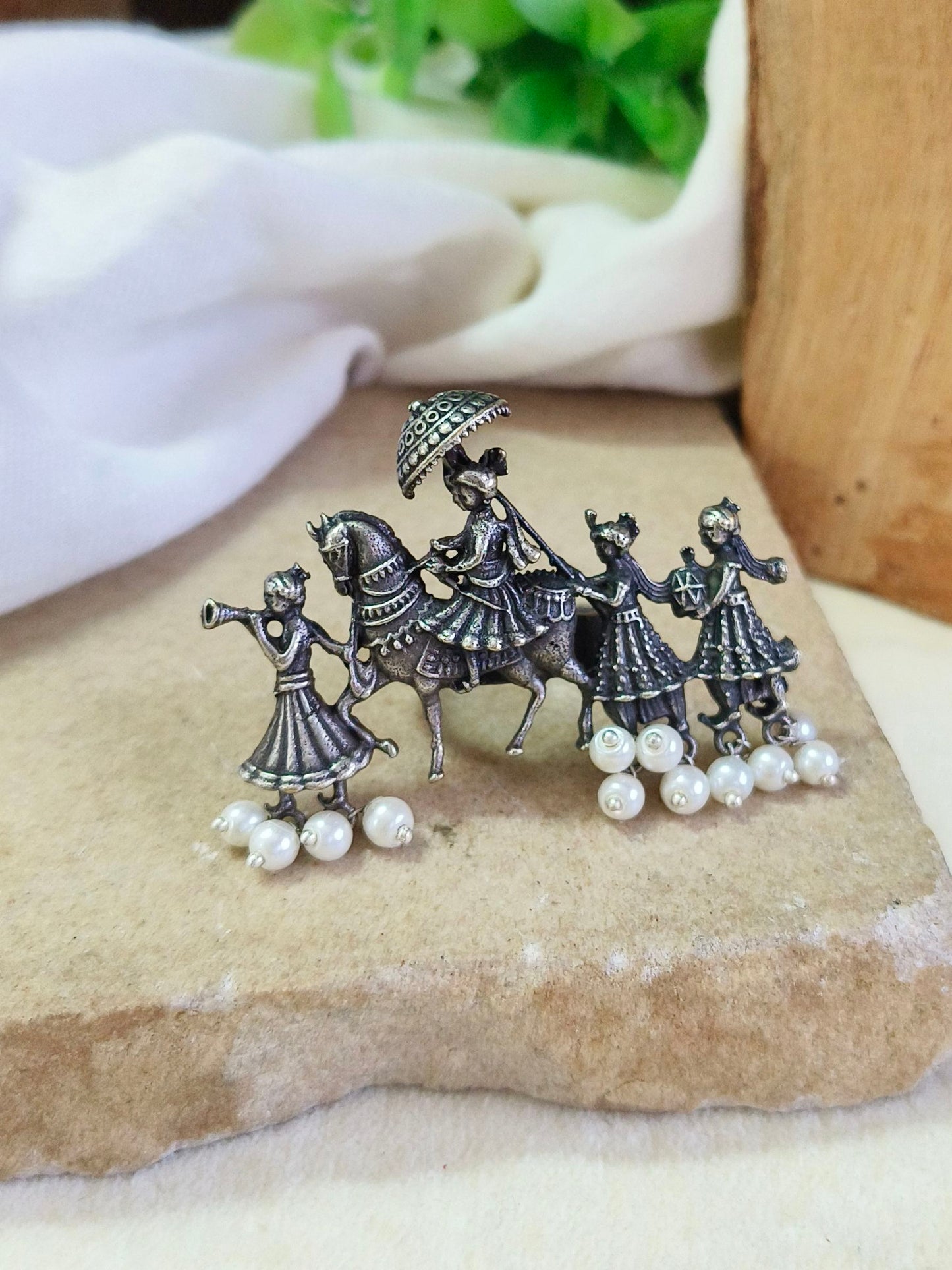 1698FR (PEARL)