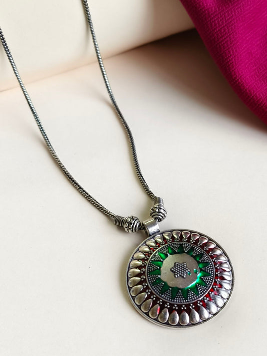 0032MXPDMRNGRN German Silver Chain Pendant