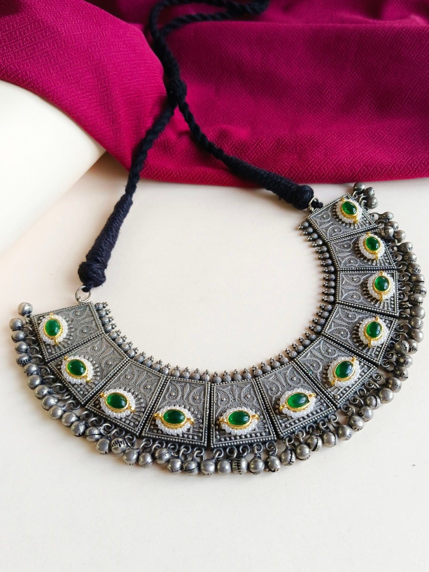 LC845DTNKGRN only Necklace