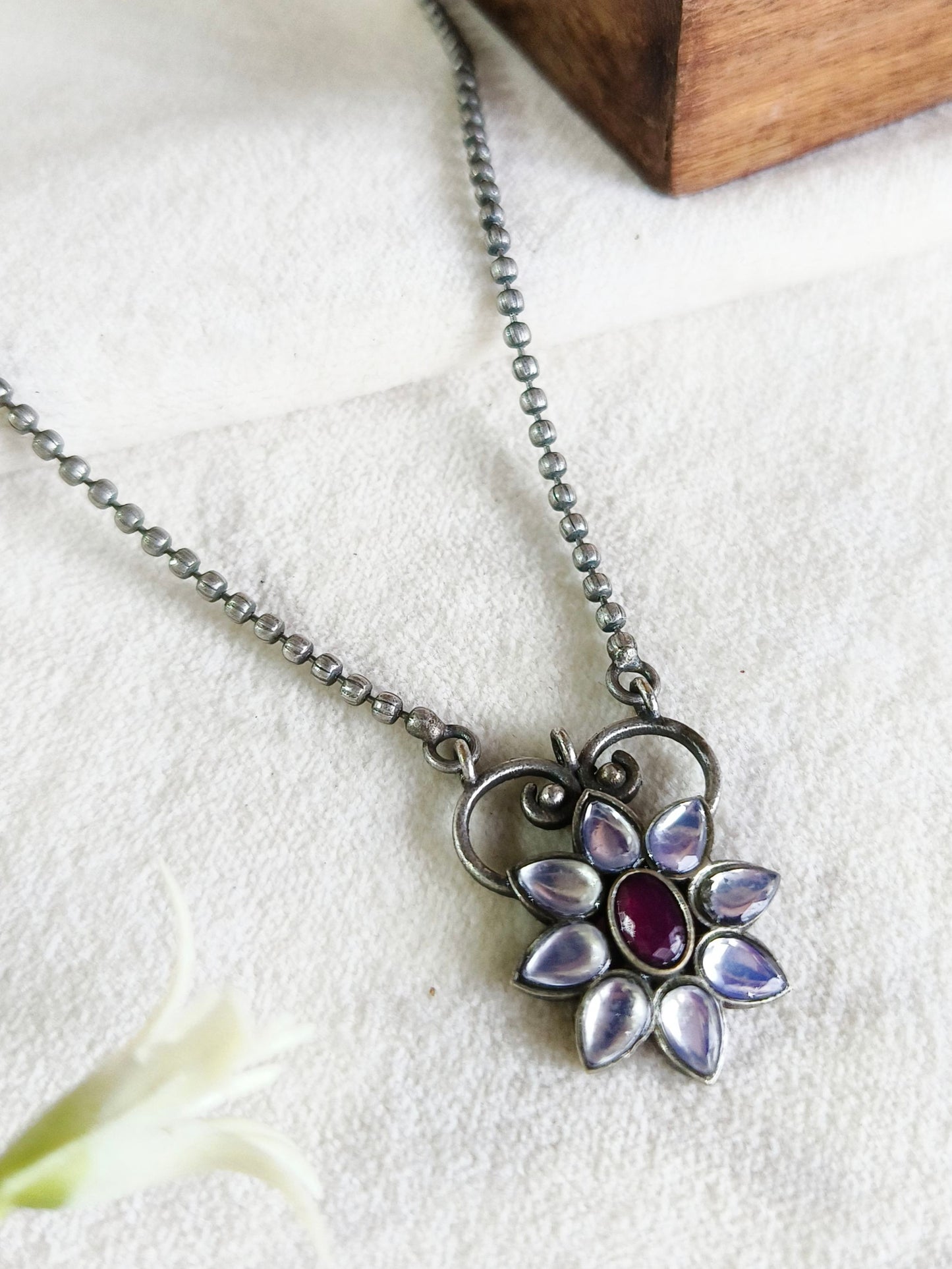 1180MXPDWHTRED | Minor Irregularities | No Returns | Check Description for Details