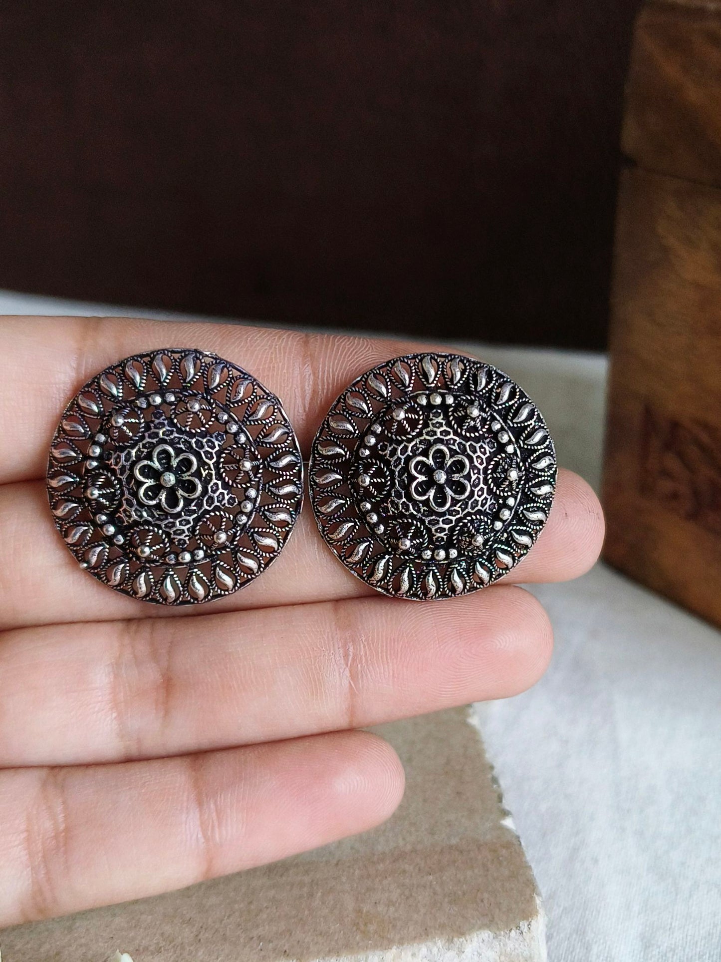 1306MXST | Minor Irregularities | No Returns | Check Description for Details