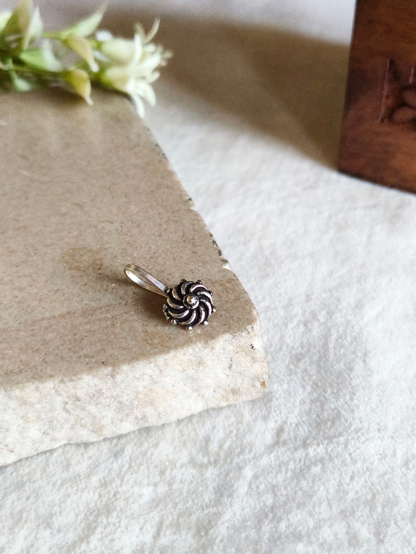 7048MXNP clip nose pin