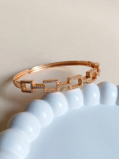 10427ADBL (Openable Bracelet)