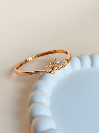10437ADBL (Openable Bracelet)