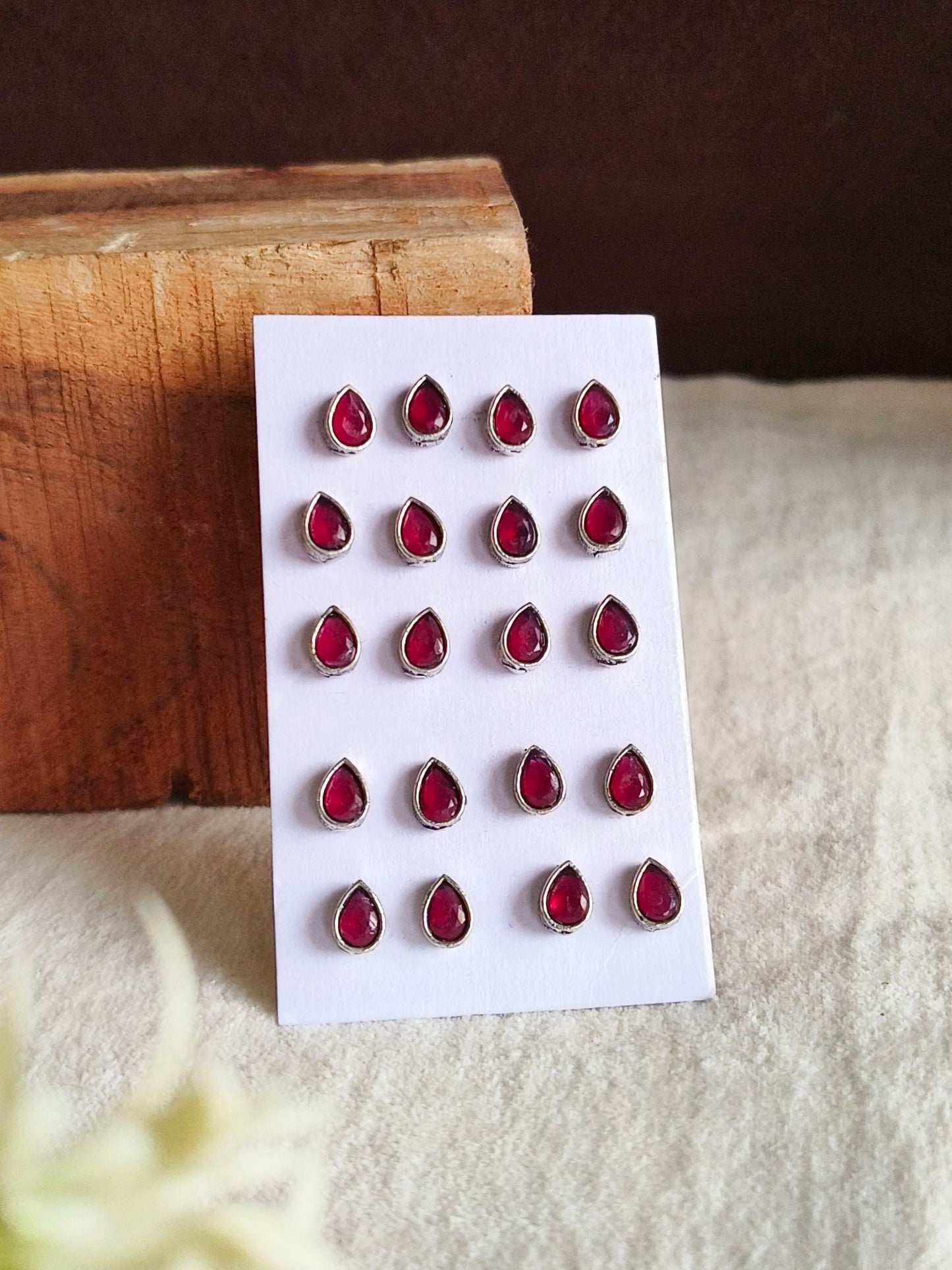 10677OXSTRED Price For 10 Pair (Pan)