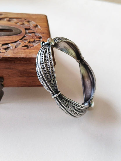 21023MXBL  (Price For 1 Piece) Fixed Size Bangle (Non-Openable) Size 2.6