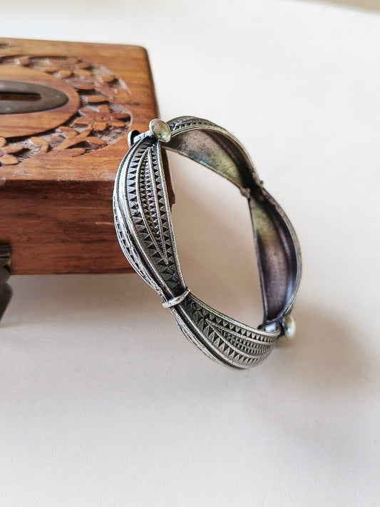 21023MXBL  (Price For 1 Piece) Fixed Size Bangle (Non-Openable) Size 2.6