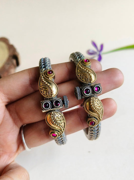Dual Tone Bangle 10762DTBLRED (openable bangle Price for 1 Pair)