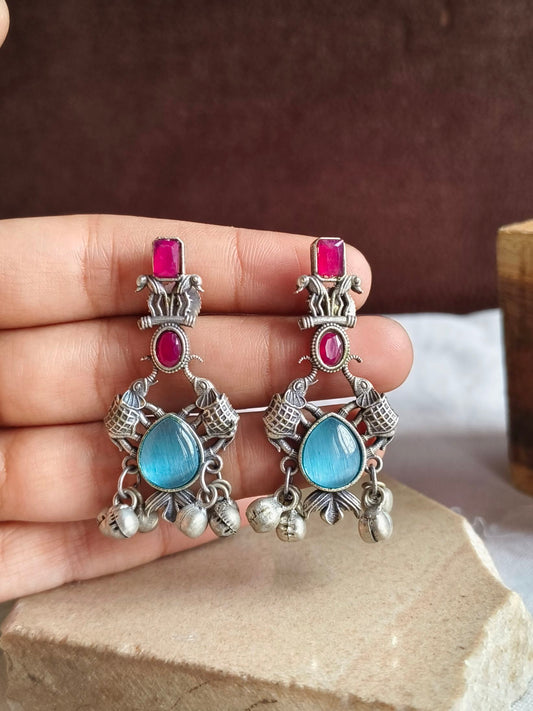 Silver Look Alike Oxidised Earring 10786DLAQAGRN