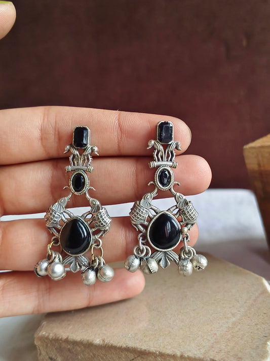 Silver Look Alike Oxidised Earring 10786DLBLK