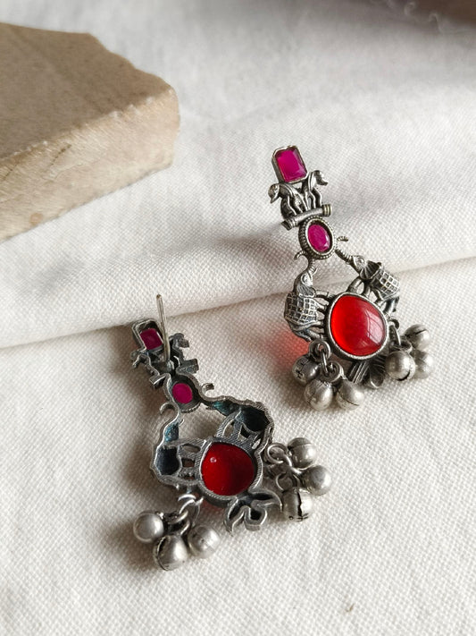 Silver Look Alike Oxidised Earring 10786DLMRNRED