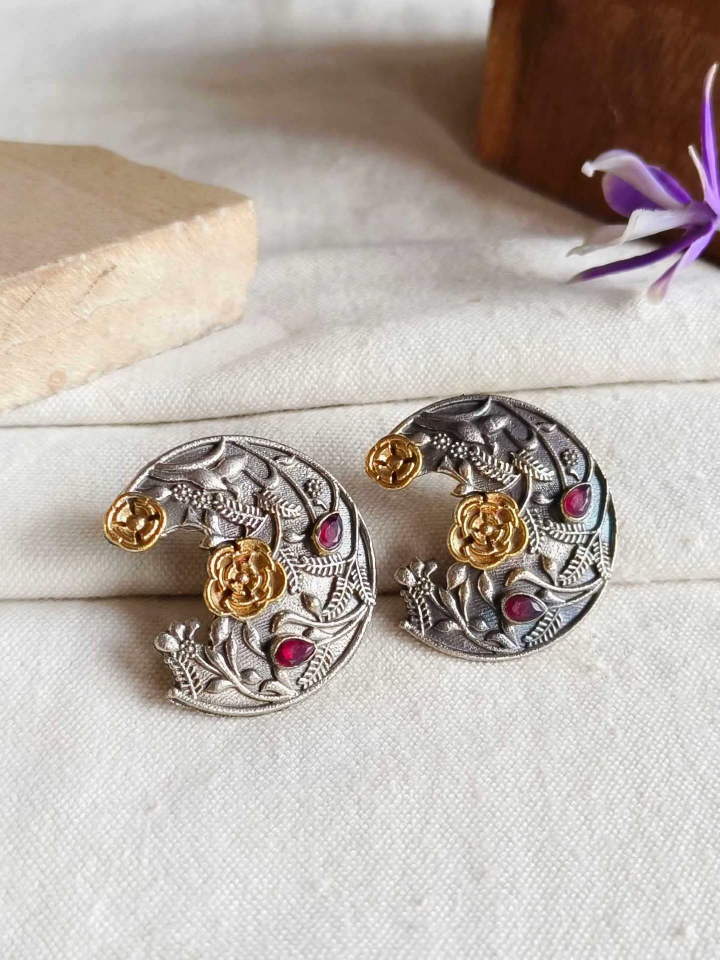Stud Earings 21753MXDTSTRED (Stock Clearance)