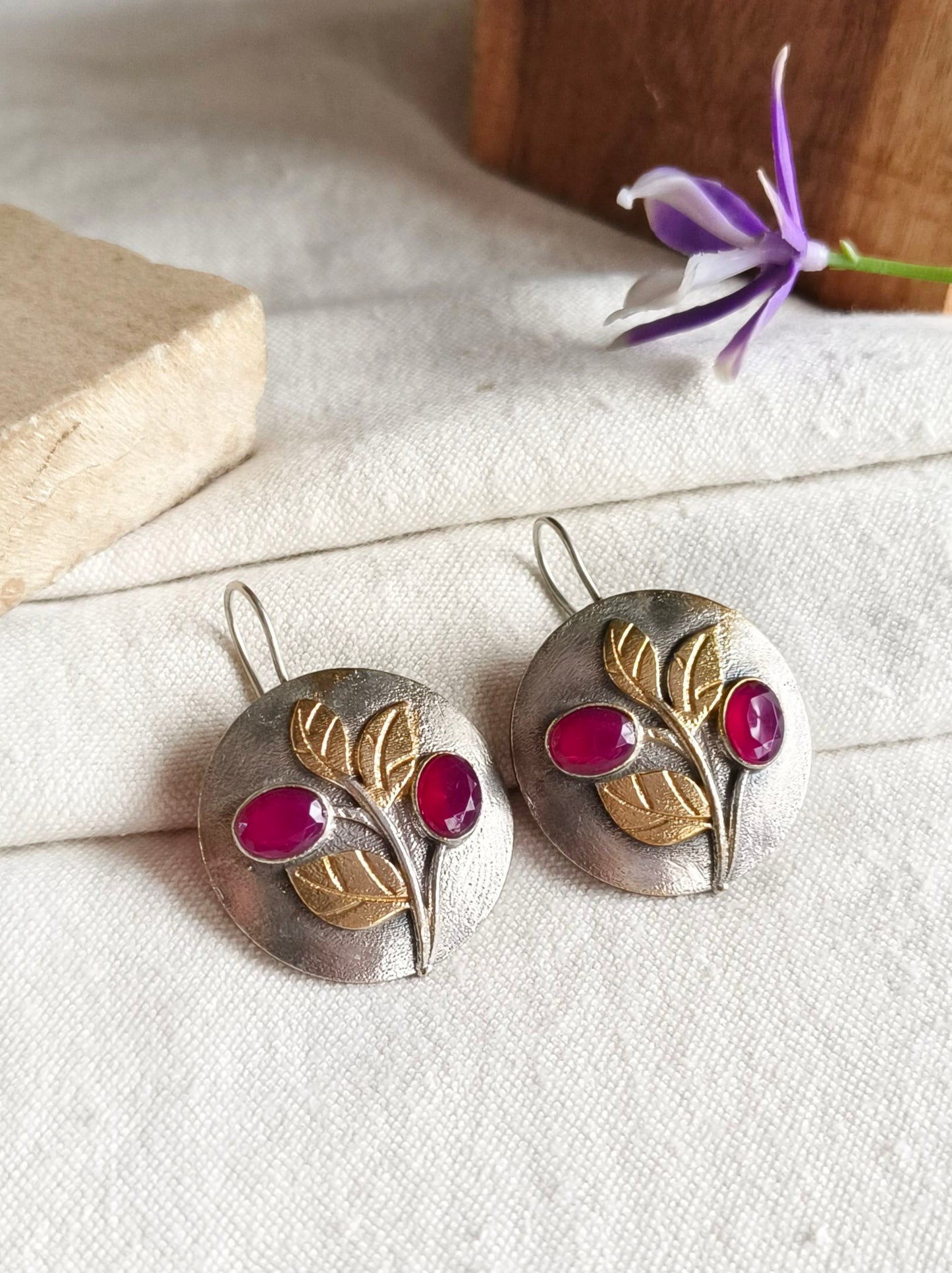 Hook Earings 21754MXDTHKRED (Stock Clearance)