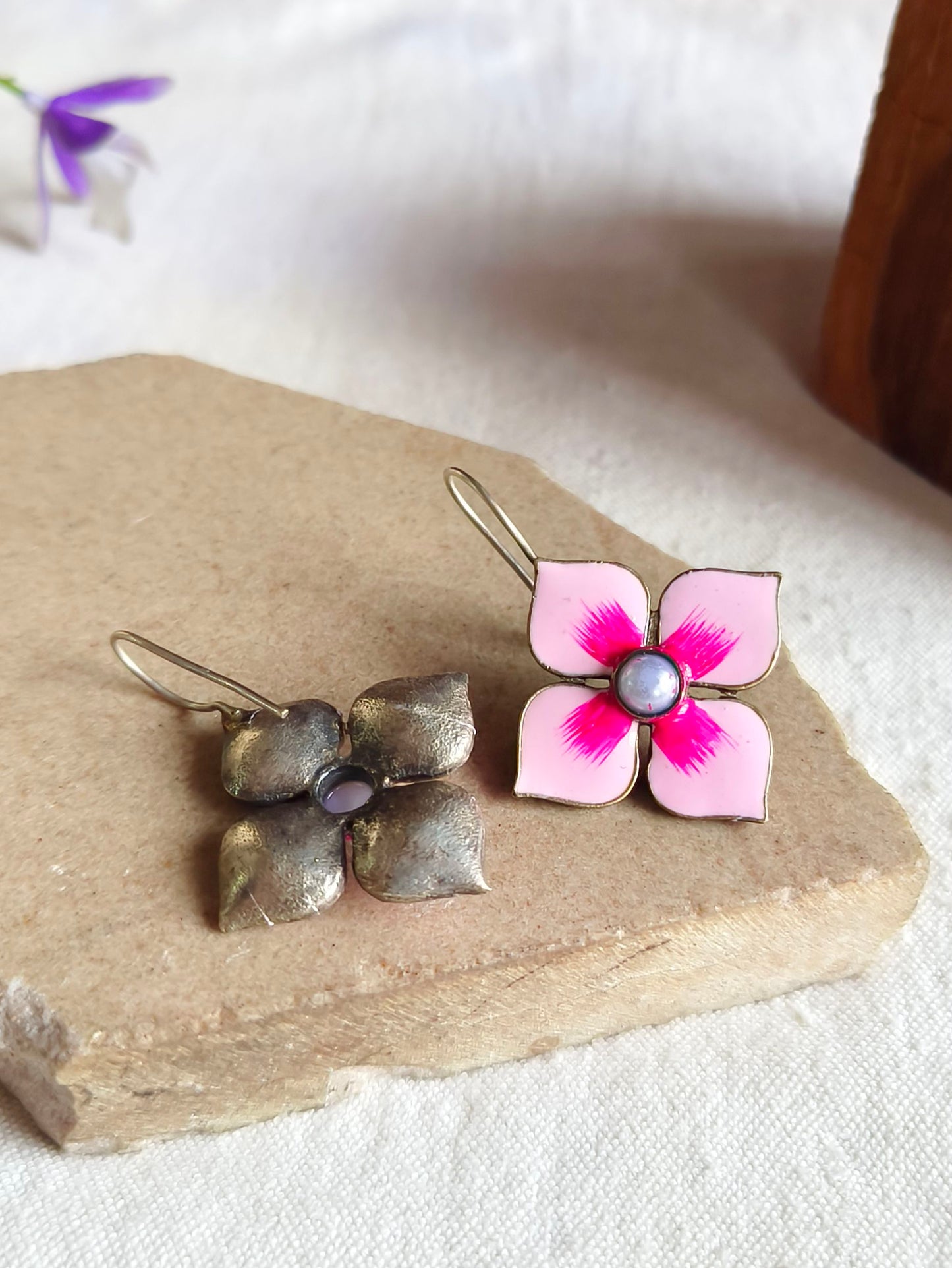 Enamel Hook Earrings 21800MXEMPNK