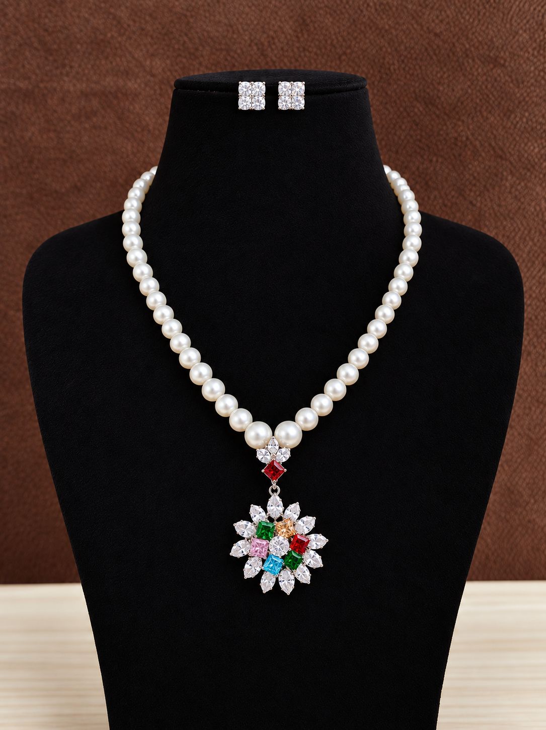 Modern AD Necklace Set