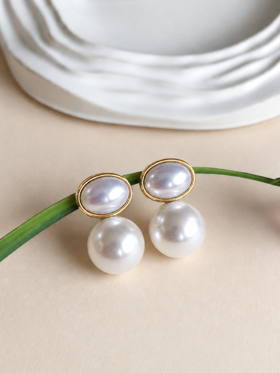 Pearl Earrings 2001AMSTGD