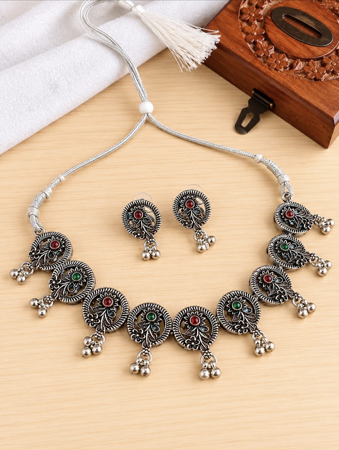 Oxidised Necklace 3246GSNKREDGRN