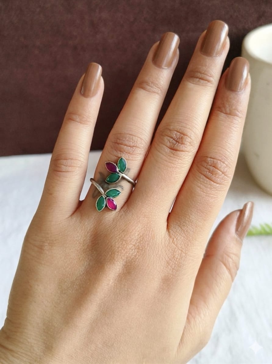 1223FRREDGRN  Finger Ring