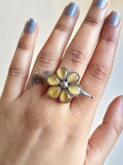 1833OXFRYLW Finger Rings