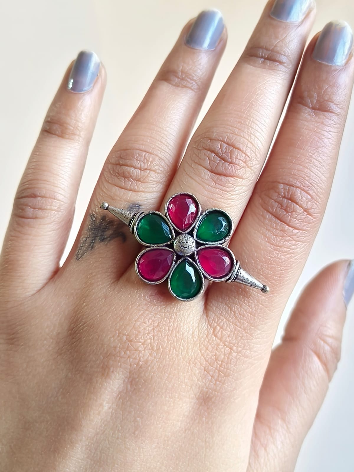 1833OXFRREDGRN Finger Rings